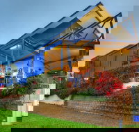 Tropixx Motel  Restaurant - New Castle Holiday