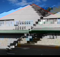 Linwood Lodge Motel - New Castle Holiday