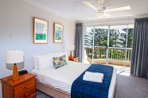 Cashelmara Beachfront Apartments - New Castle Holiday 6