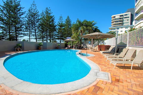 Cashelmara Beachfront Apartments - New Castle Holiday 3