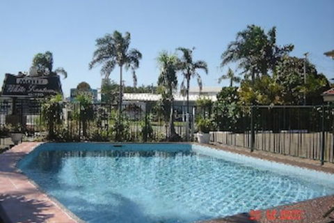 White Lanterns Motel - New Castle Holiday 0