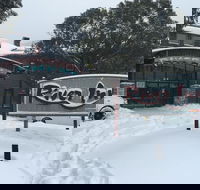 The River Inn Thredbo - New Castle Holiday