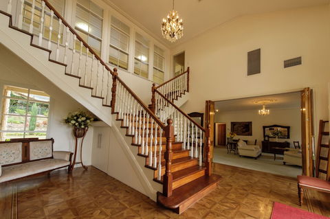 Montfort Manor - New Castle Holiday 1