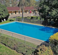 Burke and Wills Motor Inn - New Castle Holiday