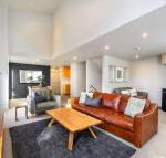Snow Stream Apartments - New Castle Holiday