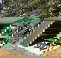 Woodmans Hill Motel - New Castle Holiday