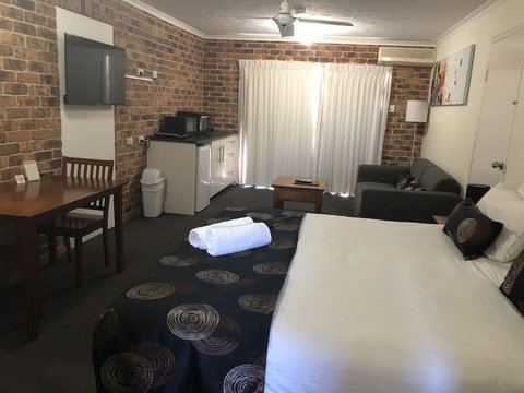 Toowong Villas - New Castle Holiday 5