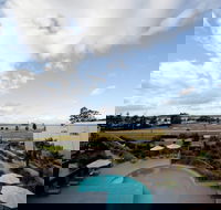 Corrigans Cove - New Castle Holiday