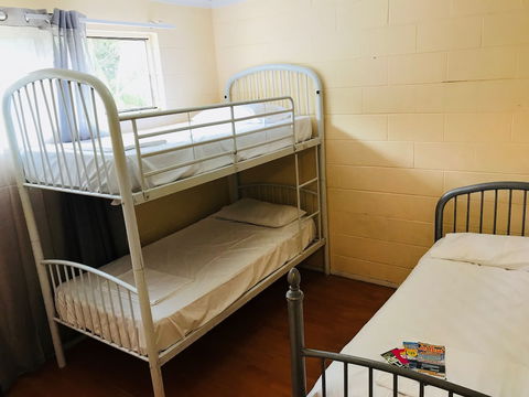 Caloundra Backpackers - Hostel - New Castle Holiday 3