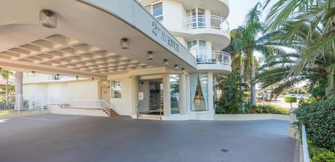 2nd Avenue Beachside Apartments - New Castle Holiday 1