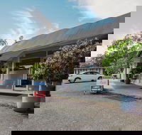 Artesian Spa Motel - New Castle Holiday