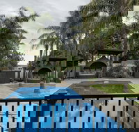 Federation Motel Resort - New Castle Holiday