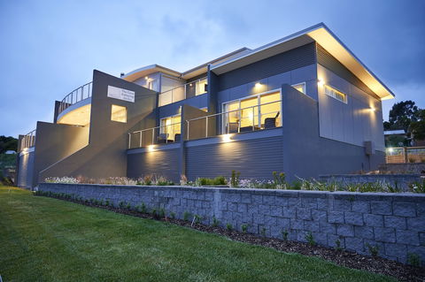 The Cove Kettering - New Castle Holiday 3