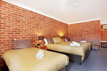 Lake Macquarie Motor Inn - New Castle Holiday 2