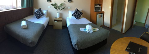 Nowra Motor Inn - New Castle Holiday 6