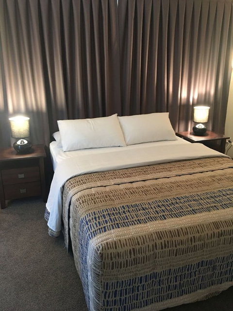 Chez Noosa Resort Motel - New Castle Holiday 5