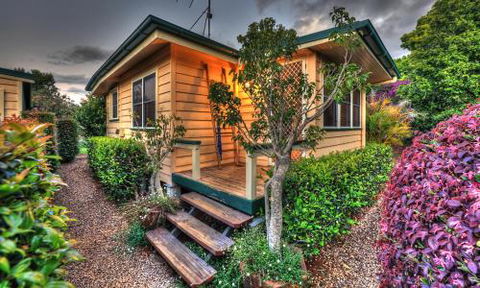 At Remingtons Private Cottages & Lodge - New Castle Holiday 1