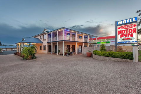 Clifford Gardens Motor Inn - New Castle Holiday 4