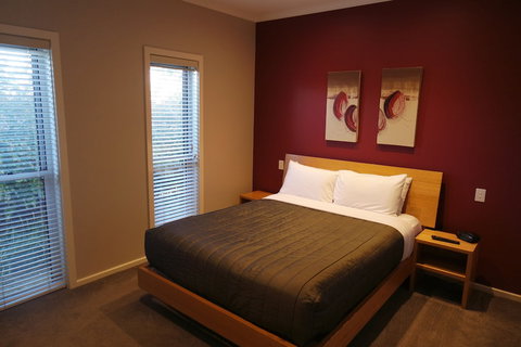 A Must At Coonawarra - New Castle Holiday 4