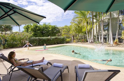 The Retreat Beach Houses - New Castle Holiday 2