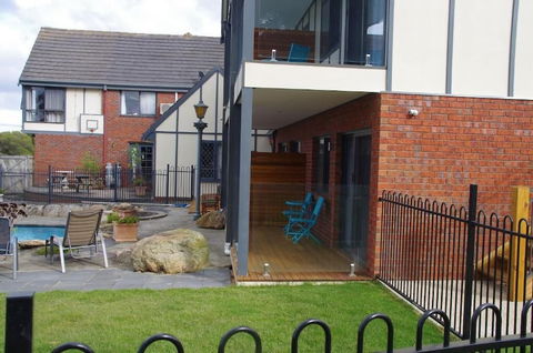 The View On Grossmans - New Castle Holiday 4