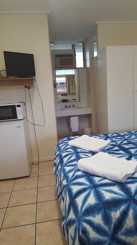 Maryborough City Motel - New Castle Holiday 3