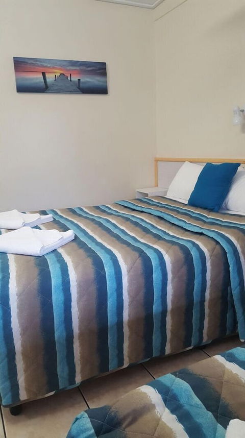 Maryborough City Motel - New Castle Holiday 6