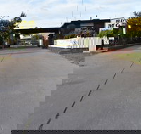 Riviana Motel - New Castle Holiday