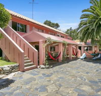 Dolphins Beach House - New Castle Holiday
