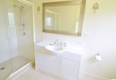 Apple Tree Cottage & Studio - New Castle Holiday 2