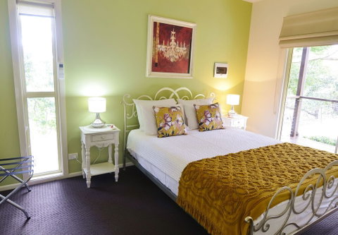 Apple Tree Cottage & Studio - New Castle Holiday 3
