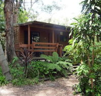 Samurai Beach Bungalows Port Stephens YHA - New Castle Holiday