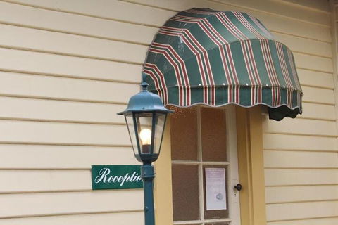 Ross B&B Accommodation - New Castle Holiday 3