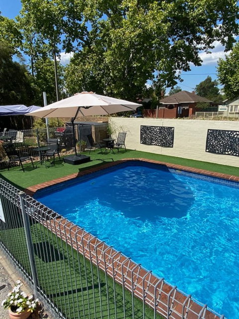 Albury City Motel - New Castle Holiday 1