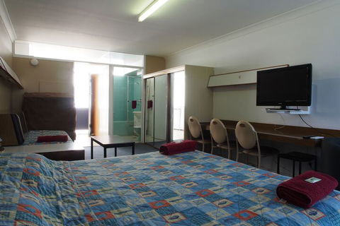 City Beach Motel - New Castle Holiday 3