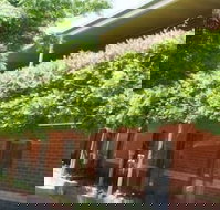 Caledonian Hotel Motel - New Castle Holiday