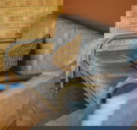 Yot Spot Apartments - New Castle Holiday