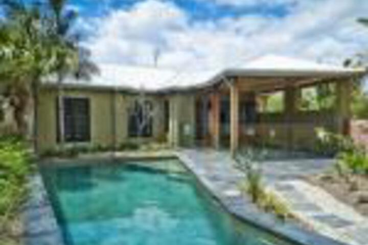 Coorabell ACT New Castle Holiday