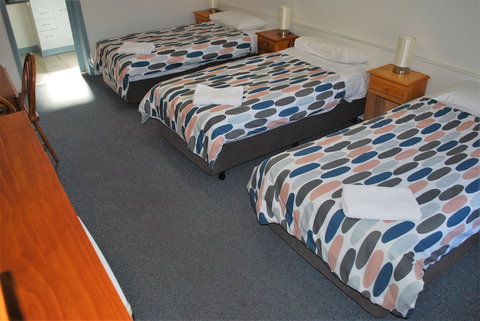 Gariwerd Motel - New Castle Holiday 6