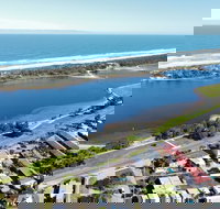 Cunningham Shore Motel - New Castle Holiday