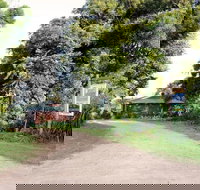 Clouds on Beechmont - New Castle Holiday