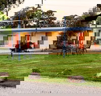 Euroa Motor Inn - New Castle Holiday