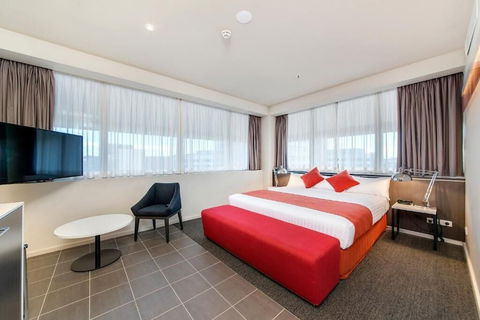 Abode Woden - New Castle Holiday 5