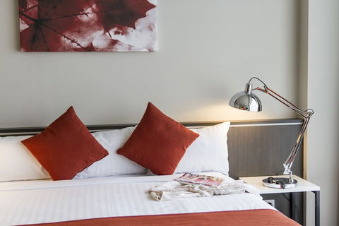 Abode Woden - New Castle Holiday 2