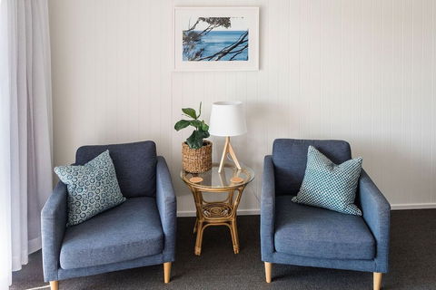 Mollymook Seascape Motel & Apartments - New Castle Holiday 1