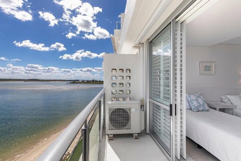 Las Rias - New Castle Holiday 1