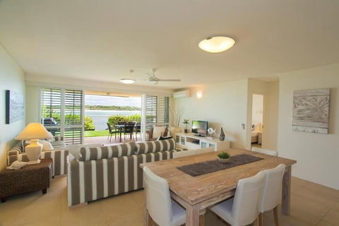 Las Rias - New Castle Holiday 6