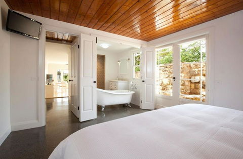 Apartment 35 - New Castle Holiday 5