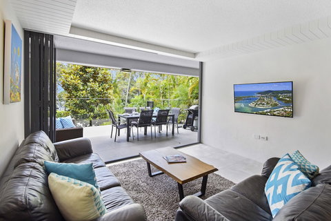 Headland Views - New Castle Holiday 2