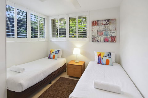 Headland Views - New Castle Holiday 6